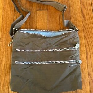 Baggalini crossbody